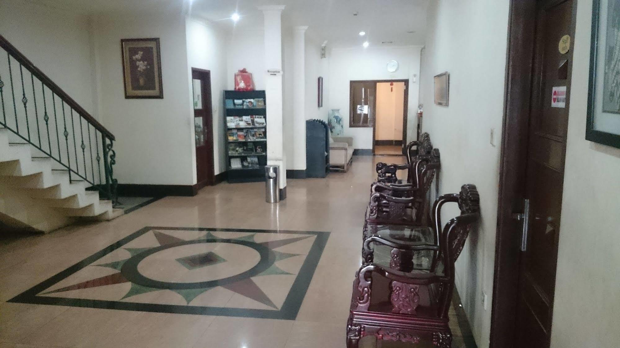Hotel Citi International Palang Merah Medan Kültér fotó